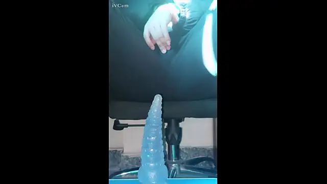 Snapshot of Haniiiiii chatting on January 7, 1:41 am Haniiiiii online show from January 7, 1:41 am