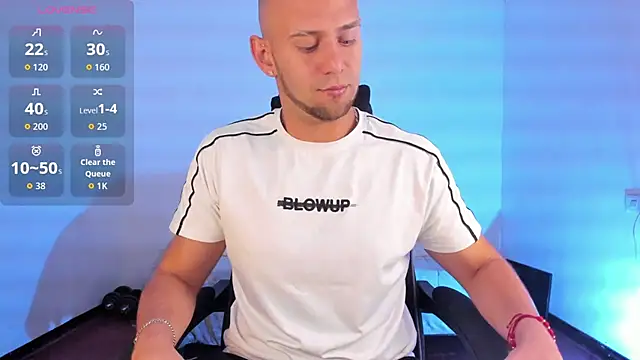 Snapshot of Damon_Bakert chatting on January 15, 4:44 pm Damon Bakert online show from January 15, 4:44 pm