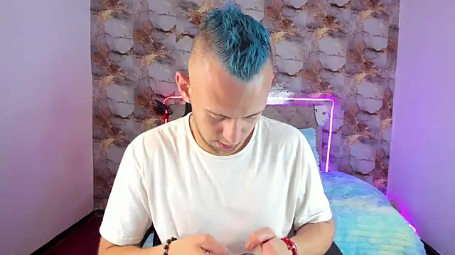 Snapshot of Damon_Bakert chatting on April 10, 4:12 pm Damon Bakert online show from April 10, 4:12 pm