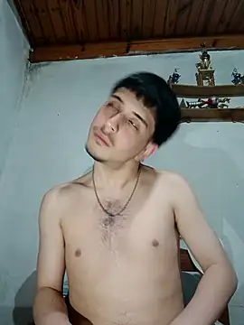 Snapshot of Elvergonn2105 chatting on October 17, 4:37 am Elvergonn2105 online show from October 17, 4:37 am