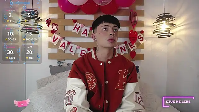 Steev Novoa online show from February 11, 5:07 pm