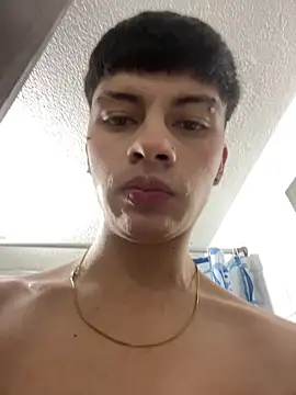 Steev Novoa online show from March 1, 5:42 am