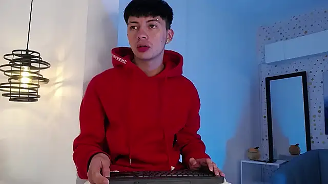 Steev Novoa online show from March 5, 10:55 am