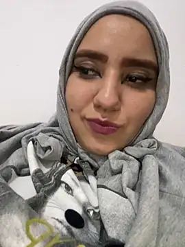 hannahayat online show from December 8, 4:18 pm