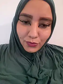 hannahayat online show from December 20, 3:53 pm