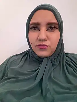 hannahayat online show from December 22, 3:11 pm