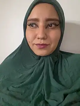 hannahayat online show from January 3, 9:05 pm