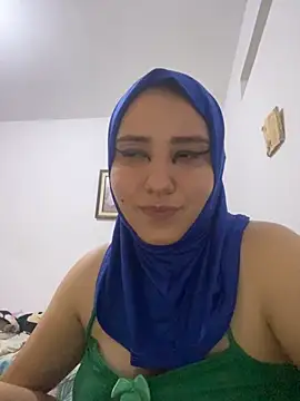 hannahayat online show from March 22, 1:00 am