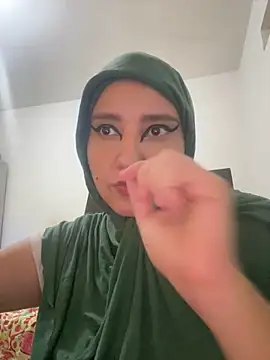 Snapshot of hannahayat chatting on January 16, 7:51 pm hannahayat online show from January 16, 7:51 pm