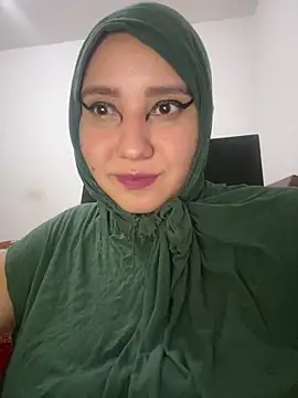 Snapshot of hannahayat chatting on February 25, 2:54 am hannahayat online show from February 25, 2:54 am