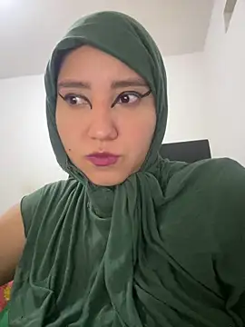 Snapshot of hannahayat chatting on March 1, 3:58 pm hannahayat online show from March 1, 3:58 pm