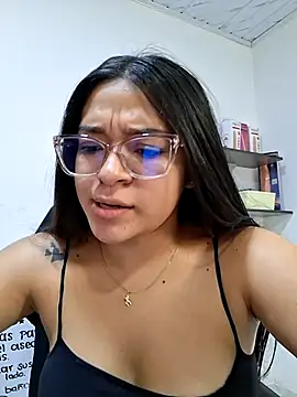 Snapshot of -VICKKY chatting on June 30, 7:37 pm -VICKKY online show from June 30, 7:37 pm