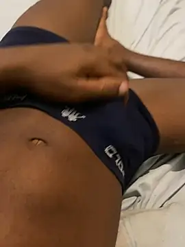 Snapshot of Negro_Wakanda_Boy chatting on February 18, 3:13 am Negro Wakanda Boy online show from February 18, 3:13 am