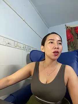 Snapshot of Cherry_6969 chatting on March 2, 4:10 pm Cherry 6969 online show from March 2, 4:10 pm