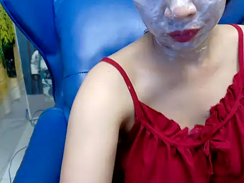Snapshot of Cherry_6969 chatting on October 19, 12:33 am Cherry 6969 online show from October 19, 12:33 am