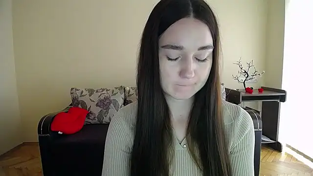 Snapshot of Pretty_shy chatting on October 24, 9:06 am Pretty shy online show from October 24, 9:06 am