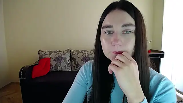 Snapshot of Pretty_shy chatting on October 31, 9:32 am Pretty shy online show from October 31, 9:32 am