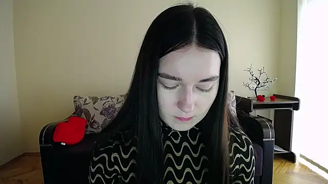 Snapshot of Pretty_shy chatting on November 15, 9:17 am Pretty shy online show from November 15, 9:17 am