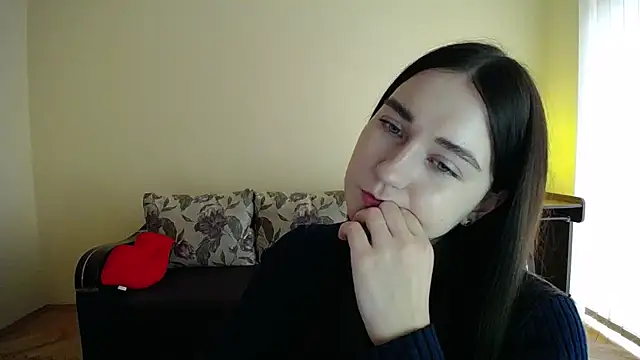 Snapshot of Pretty_shy chatting on December 1, 9:25 am Pretty shy online show from December 1, 9:25 am