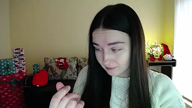 Snapshot of Pretty_shy chatting on December 18, 9:37 am Pretty shy online show from December 18, 9:37 am