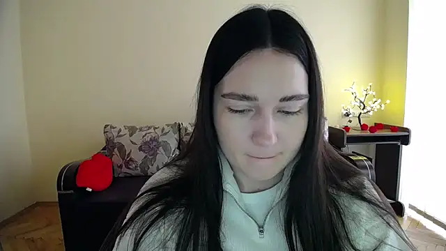 Snapshot of Pretty_shy chatting on February 11, 9:25 am Pretty shy online show from February 11, 9:25 am