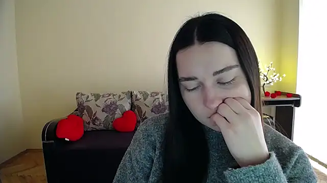 Snapshot of Pretty_shy chatting on February 21, 10:05 am Pretty shy online show from February 21, 10:05 am