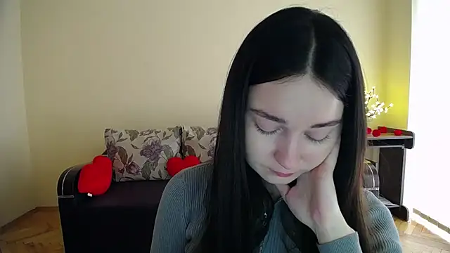 Snapshot of Pretty_shy chatting on February 23, 10:01 am Pretty shy online show from February 23, 10:01 am