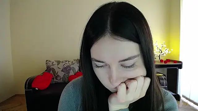 Pretty shy online show from March 11, 9:48 am