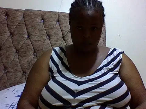 zoey10 online show from April 1, 5:10 pm