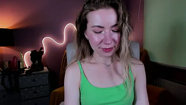 Mia Tasty online show from September 18, 6:48 am