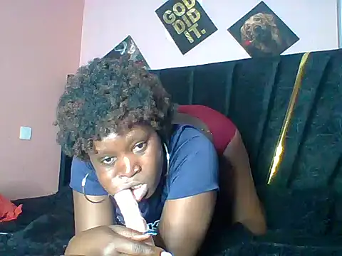 Snapshot of sweetcum chatting on October 7, 3:53 pm sweetcum online show from October 7, 3:53 pm