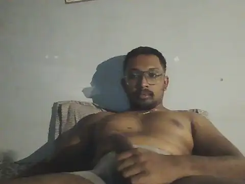 chennaibull101 online show from October 19, 10:43 pm