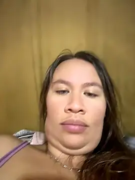 Snapshot of Emiily_lee chatting on July 11, 10:44 pm Emiily lee online show from July 11, 10:44 pm