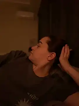 Snapshot of AnaWest chatting on January 26, 3:14 pm AnaWest online show from January 26, 3:14 pm