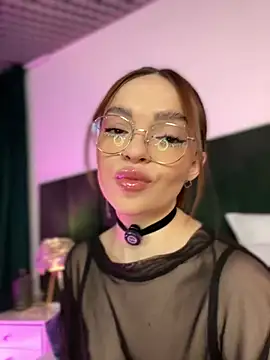 Snapshot of AnaWest chatting on January 28, 12:00 pm AnaWest online show from January 28, 12:00 pm