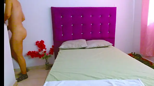 chantalsemenova1 online show from January 28, 3:35 pm