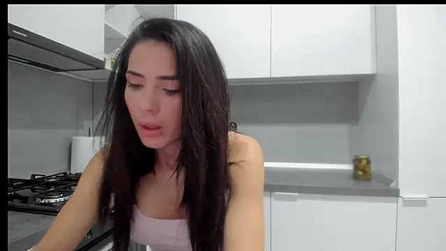 Emmapmg online show from November 17, 10:26 pm