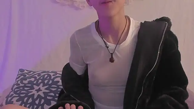 BonnieCute  online show from March 6, 11:36 am