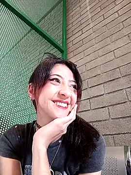 BonnieCute  online show from May 21, 7:32 pm