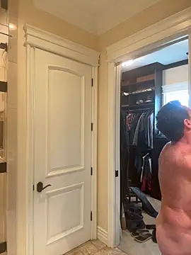 sluttydylan online show from December 4, 5:43 pm