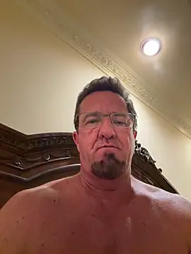 sluttydylan online show from December 20, 5:36 am