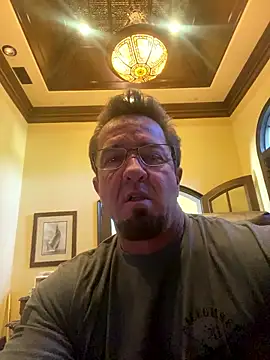 sluttydylan online show from January 11, 9:31 pm