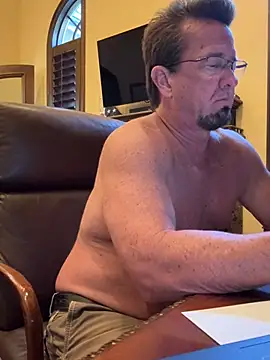 sluttydylan online show from February 2, 6:39 pm