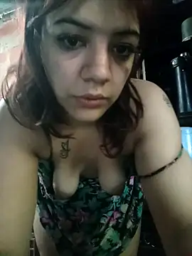 Snapshot of yani2526 chatting on October 21, 9:04 pm yani2526 online show from October 21, 9:04 pm