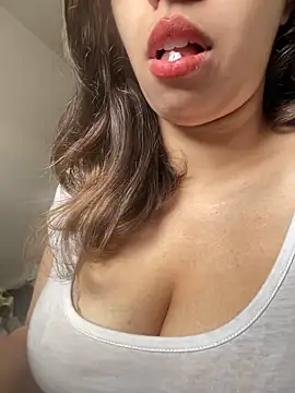 farah-36 online show from December 20, 3:31 pm