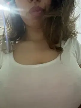 farah-36 online show from December 25, 1:10 am