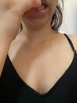 farah-36 online show from September 10, 1:33 pm