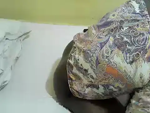 Snapshot of Quincy_joyy chatting on February 10, 12:52 am Quincy joyy online show from February 10, 12:52 am