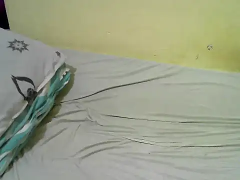 Snapshot of Quincy_joyy chatting on February 22, 5:34 am Quincy joyy online show from February 22, 5:34 am