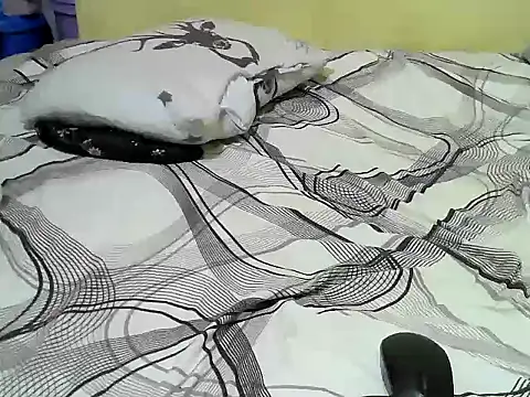 Snapshot of Quincy_joyy chatting on November 30, 4:05 am Quincy joyy online show from November 30, 4:05 am